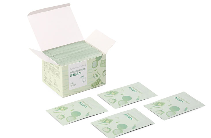 Eco-Friendly Makeup Remover Wipes